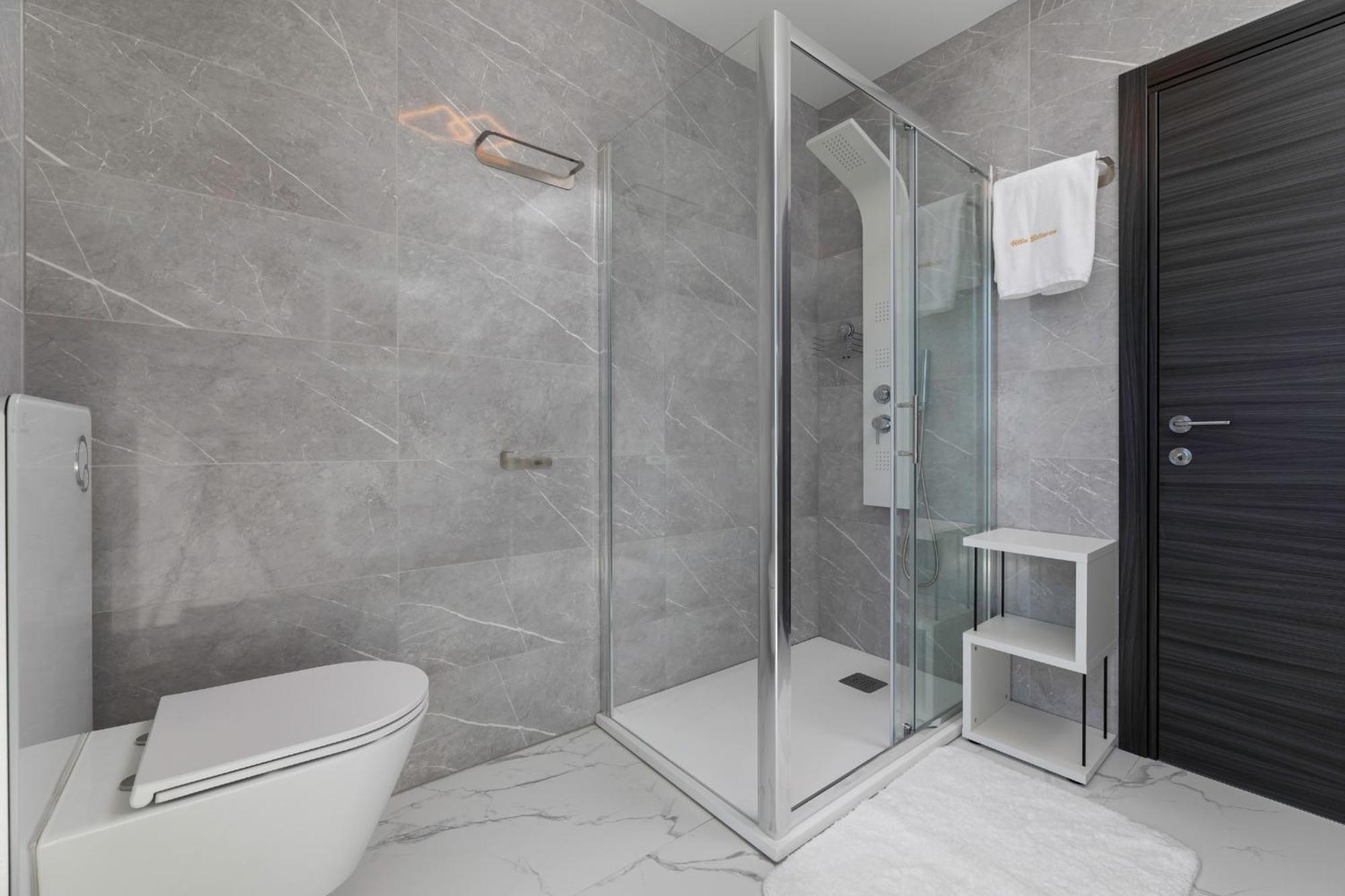 Villa Bellezza Draga Bascanska ภายนอก รูปภาพ