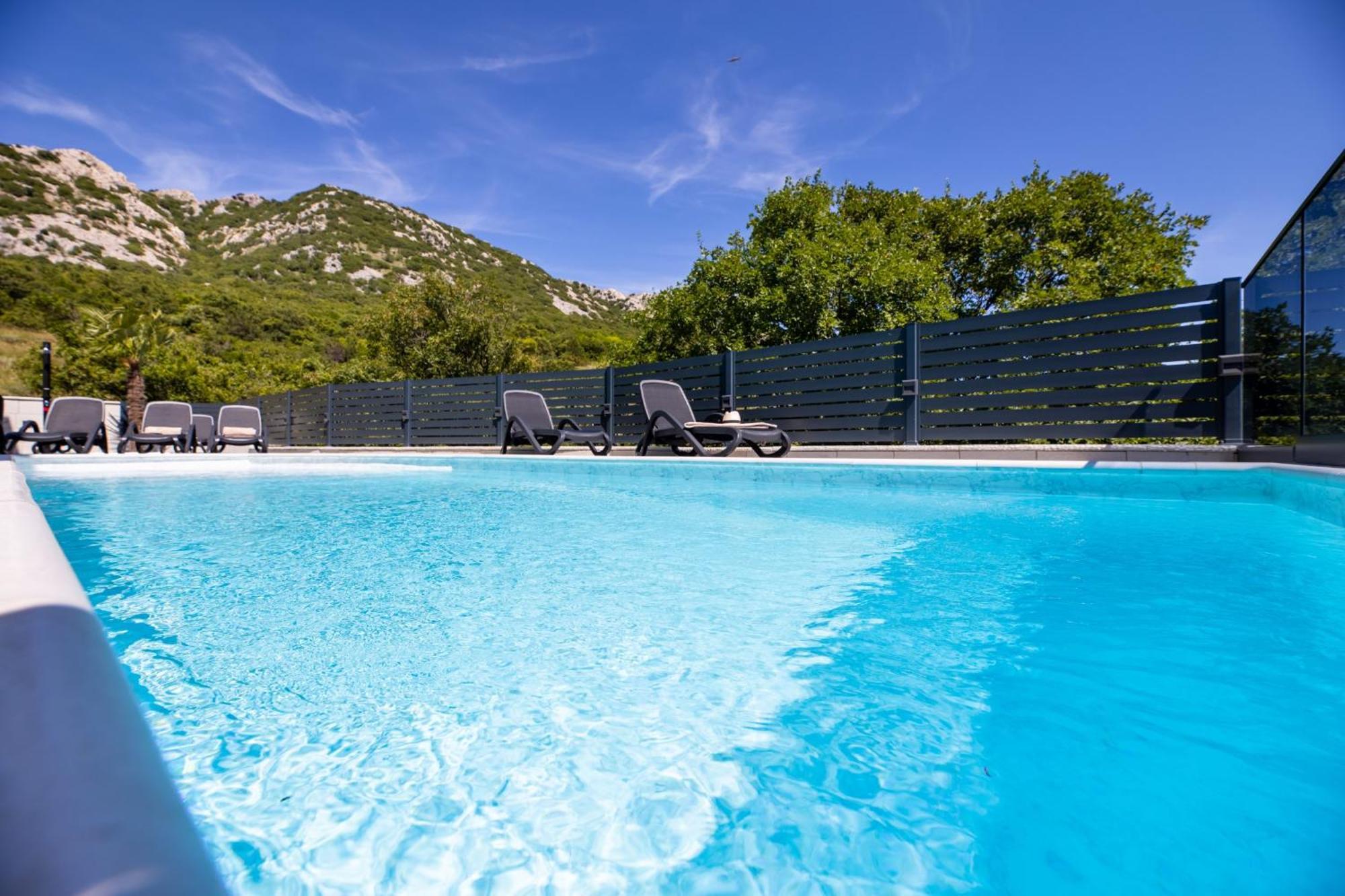 Villa Bellezza Draga Bascanska ภายนอก รูปภาพ
