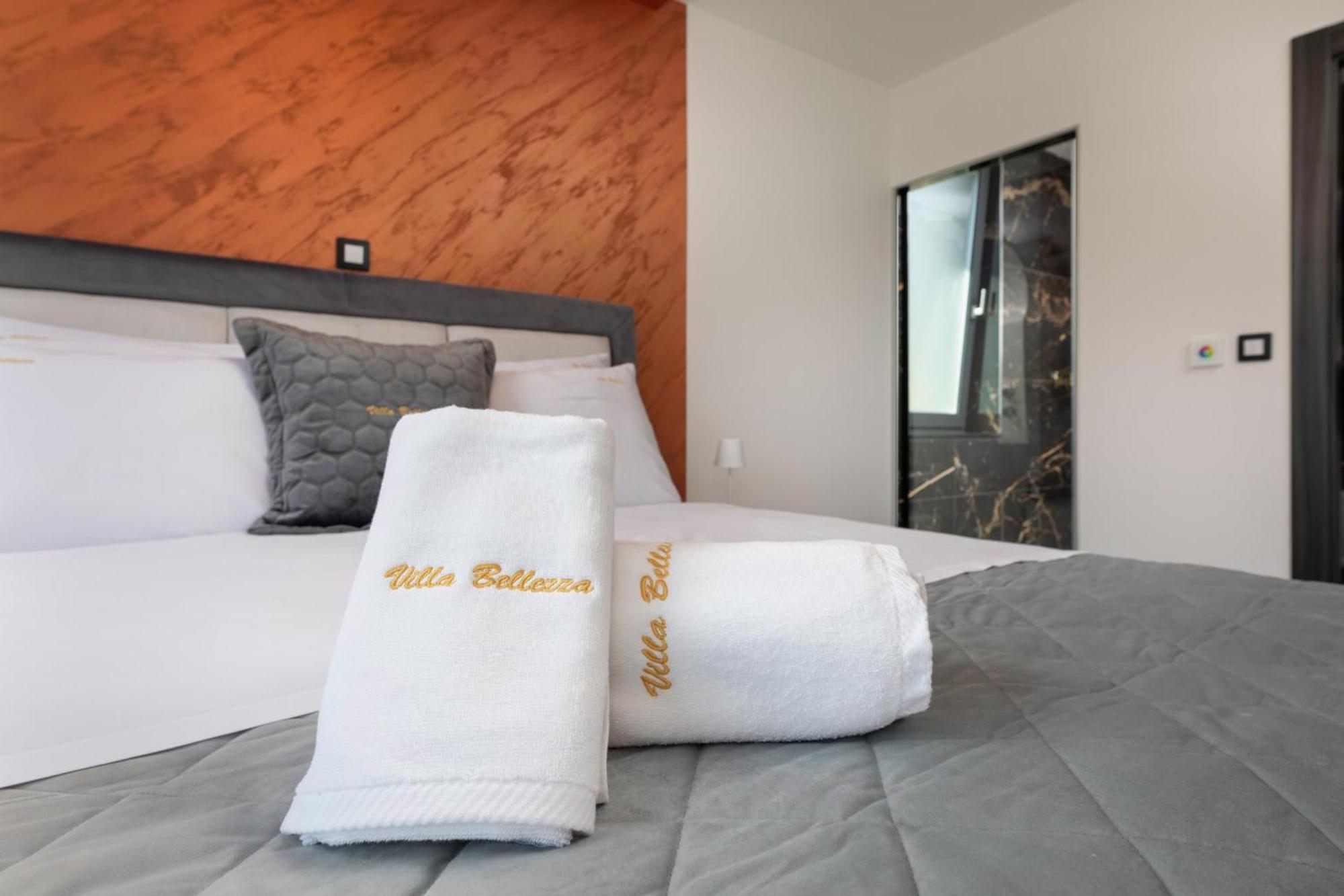 Villa Bellezza Draga Bascanska ภายนอก รูปภาพ